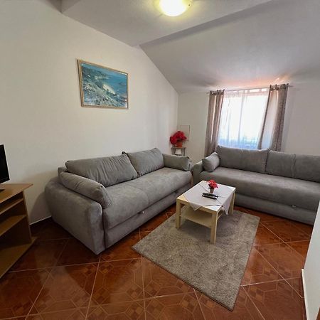 Guest House Laura Црвений Врх Екстер'єр фото