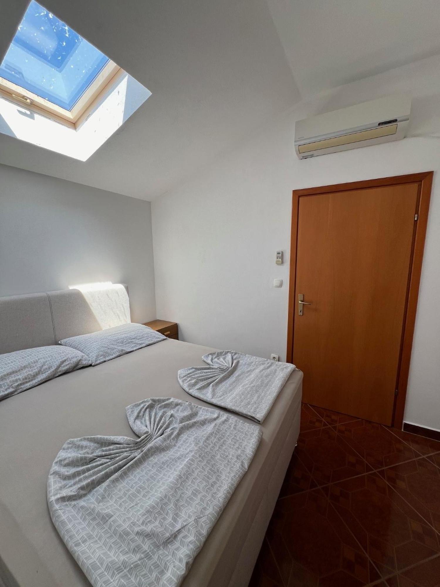 Guest House Laura Црвений Врх Екстер'єр фото